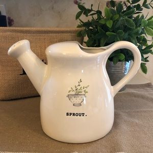 Rae Dunn Water Cannister